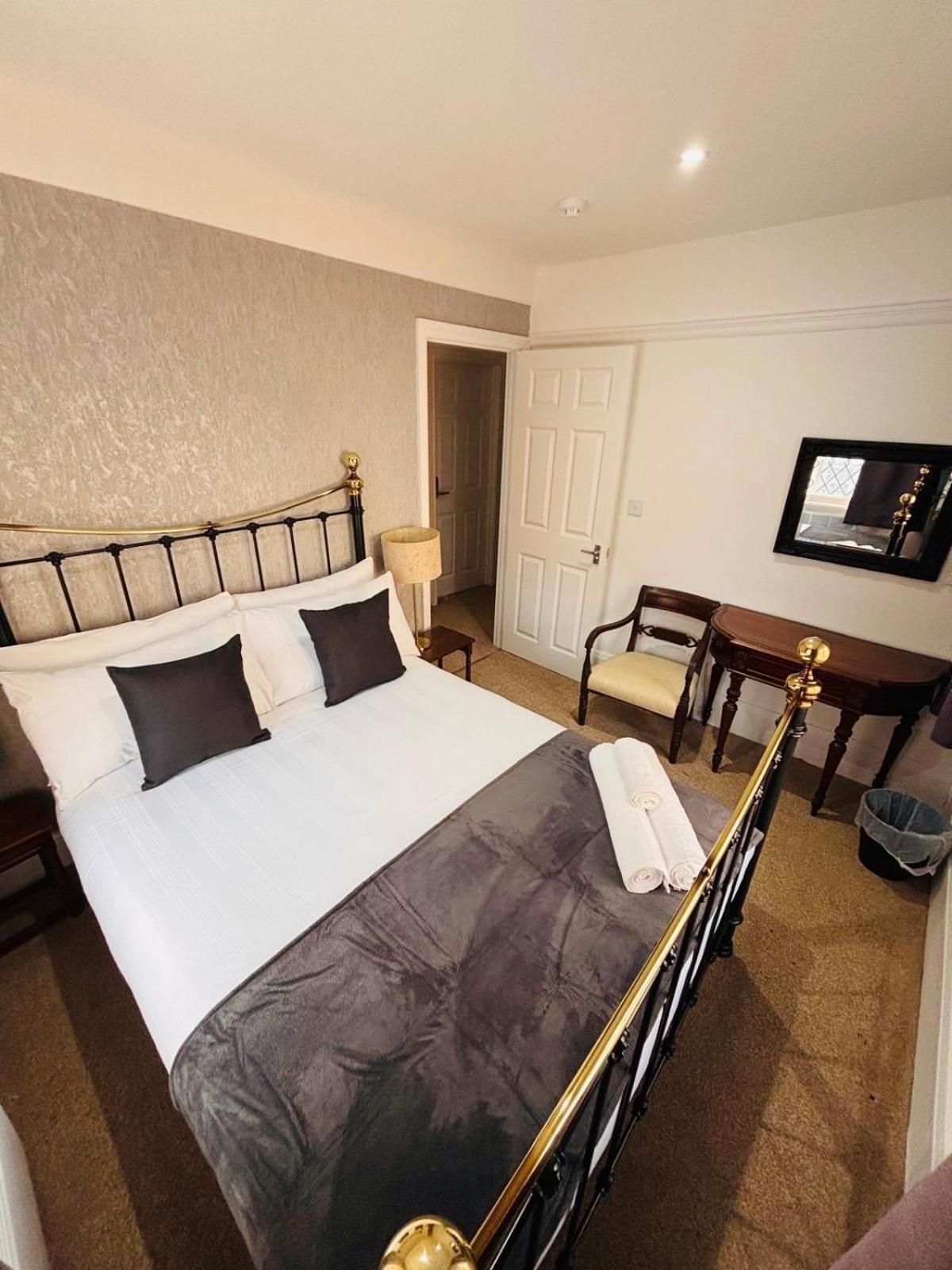 Juniper Berry Hotel เซาธ์แธมป์ตัน ภายนอก รูปภาพ